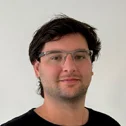 Luciano R., Especialista SEM